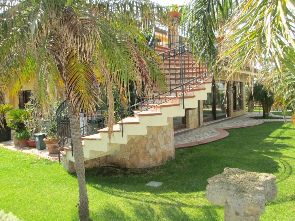 Complesso Turistico Ricettivo L'Oasi Del Golfo Di Salerno Appartement Battipaglia Buitenkant foto