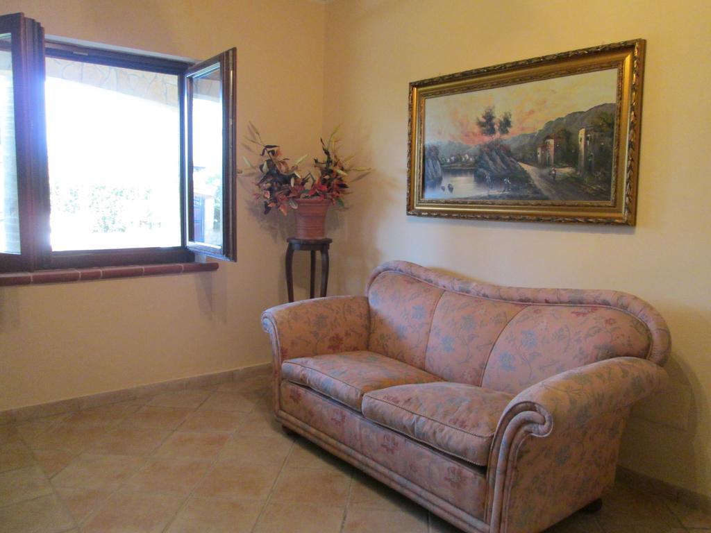 Complesso Turistico Ricettivo L'Oasi Del Golfo Di Salerno Appartement Battipaglia Buitenkant foto