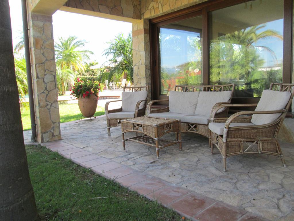 Complesso Turistico Ricettivo L'Oasi Del Golfo Di Salerno Appartement Battipaglia Buitenkant foto